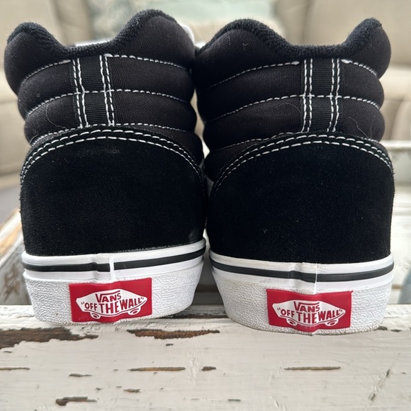 Vans HighTop Sneakers - Picture 7 of 8